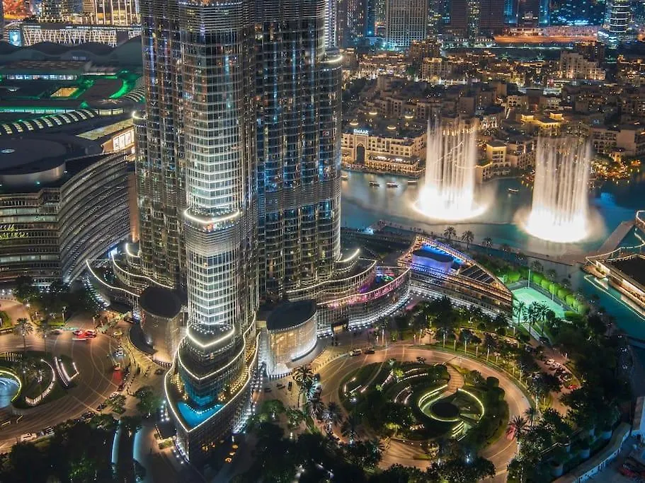 Amazing Downtown Dubai Flat With Pool Burj View Sleeps 10 Lägenhet 0*,  Förenade Arabemiraten