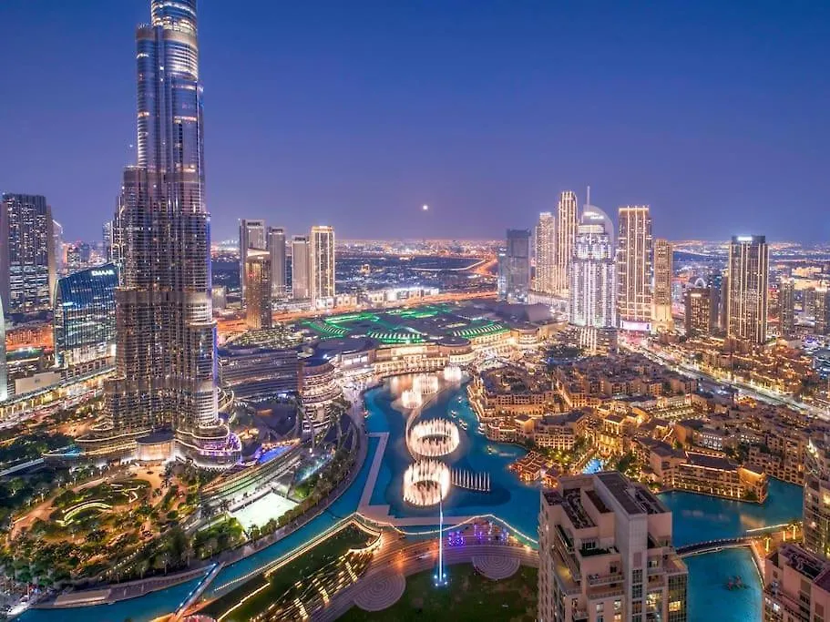 Amazing Downtown Dubai Flat With Pool Burj View Sleeps 10 Apartment