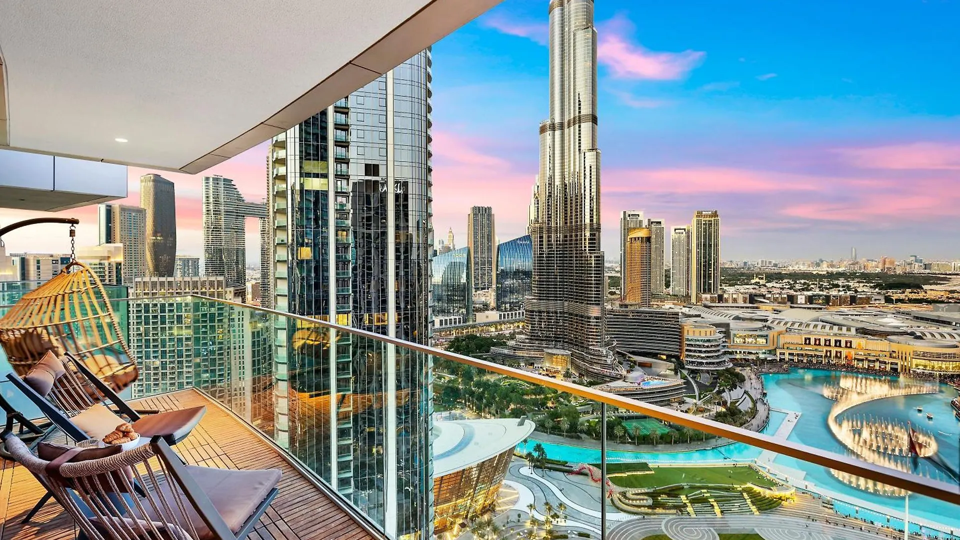 Apartment Amazing Downtown Dubai Flat With Pool Burj View Sleeps 10